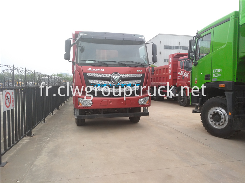 8x4 Tipper Truck 1